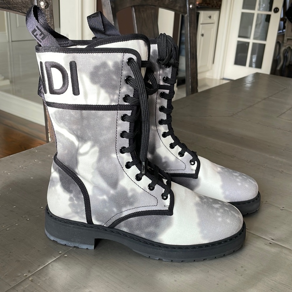 Fendi black white fabric logo boot bootie combat booty military boot sz 39